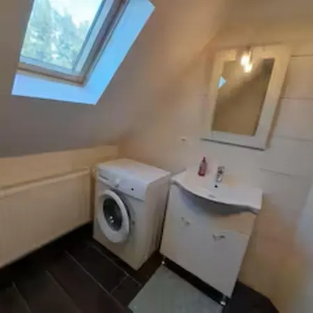 Schöne Vollausgestattete Monteurs- Gästewohnung In Der Gartenstadt Und Nähe Geiseltalsee Für 2 Personen 2210 Leuna